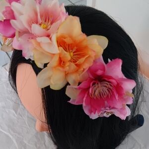 Floral Hair Accessory with Pink and Orange Flowers